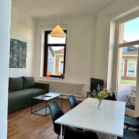 Altbau-apartment Nahe Center דירה